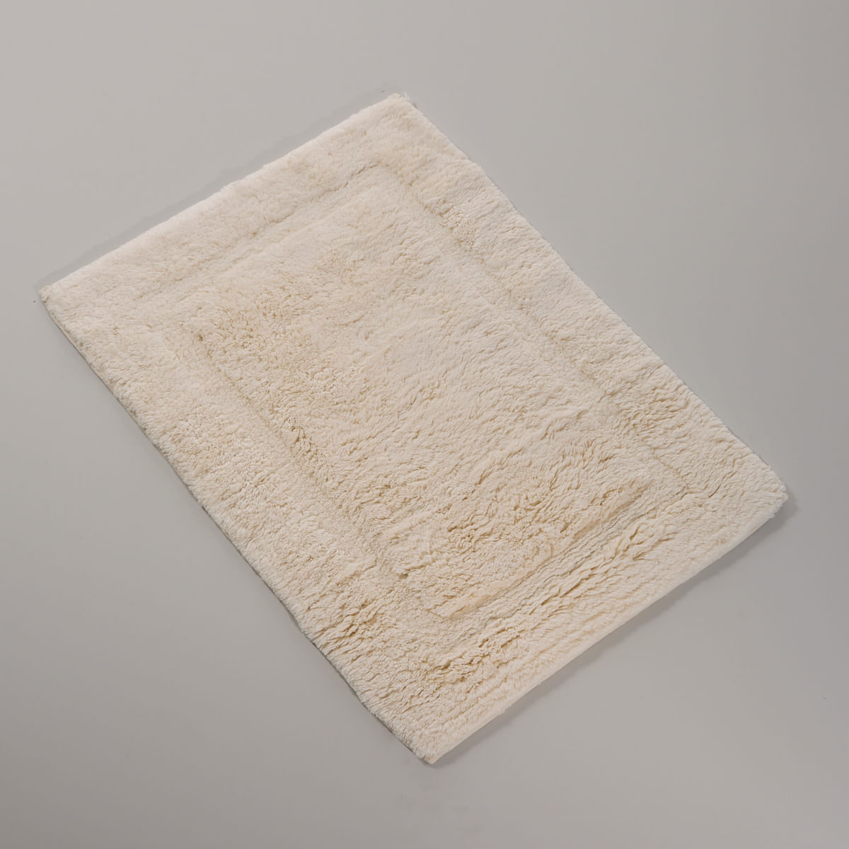 08 02 0011 Tapete Luxury Marfim 001